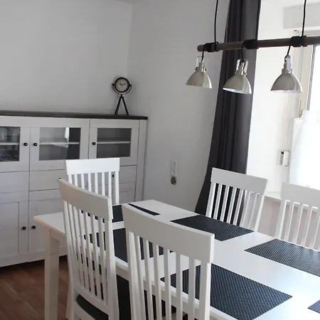 Ferienhaus 2-10 Personen *